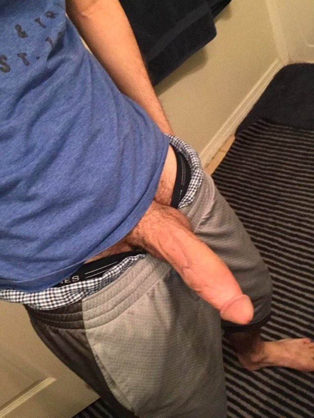 modelexplore's tweet photo. Retweet if you like dicks over 8 inches. 😊🍌 https://t.co/nTUCNbtCHT