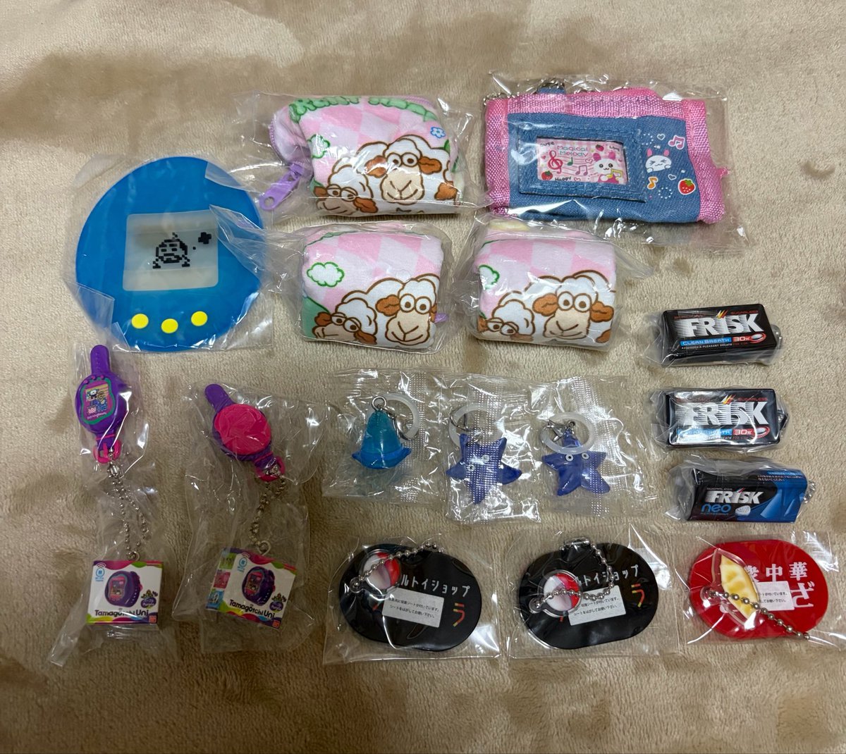 2pecBar's tweet photo. 他ガチャも買取もしくは交換可能です。 https://t.co/upsBpJ6ULp