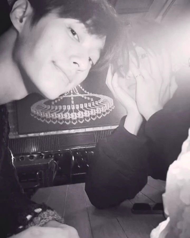 baeqsunho's tweet photo. @selfolssi brou, let's be friends! https://t.co/HdsvBkU5T0
