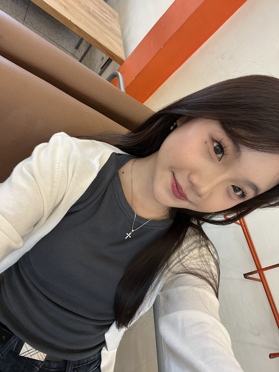 upgirlsody's tweet photo. #Saturdrey 🫰🏻 https://t.co/9qFc1VlO1L
