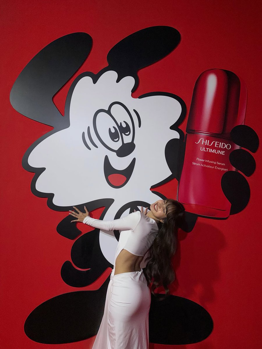 LISANATIONS_'s tweet photo. LISA IG Update! (2)

“Lost in the world of @SHISEIDO_brand in Bangkok ❤️”

@wearelloud 

#LISAxSHISEIDO 
#LISAwithULTIMUNE https://t.co/hKYYY0tfew
