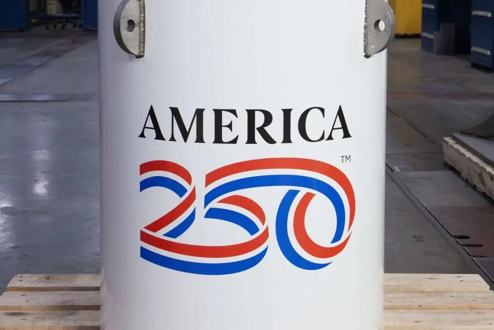 daks's tweet photo. Today, America celebrates its 250th birthday.

But what will the country look like when we hit 300?

@America250 is building a national time capsule to capture this moment for future generations.

If you could add one item to represent life in 2026, what would you choose?

https://t.co/VxKo39suRK