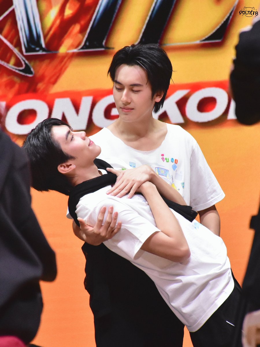 PoIntRB's tweet photo. - #PROXIE1stFANCONinHK -

“ซีรีส์เรื่องไรนะ” 🩷💚

#PROXIEGorn 
#PROXIEChokun
#PROXIEth https://t.co/TIo8nln7w0
