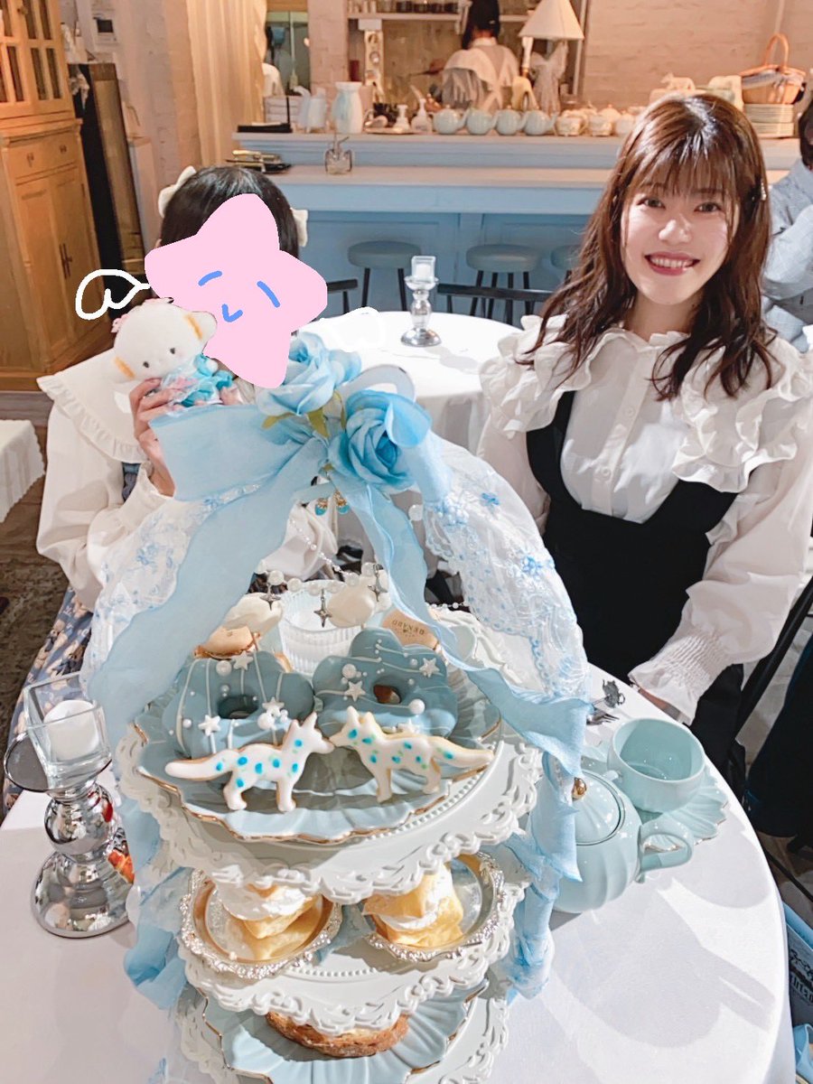 karin_mitarai's tweet photo. 先日めちゃんこ可愛いあふぬんに行ってきたのよ💖
きゃわきゃわきゃわわわわわわわわ〜🫖🩵🤍
ここあたそがいつもこぎみゅんちゃん連れてきてくれるんだけど、毎回お店のコンセプトに合うお洋服にお着替えしてくるから感動する🥹💙愛だわ…
ここあたそのお洋服もかわゆしだったから次の投稿で載せるわよ(^ω^)