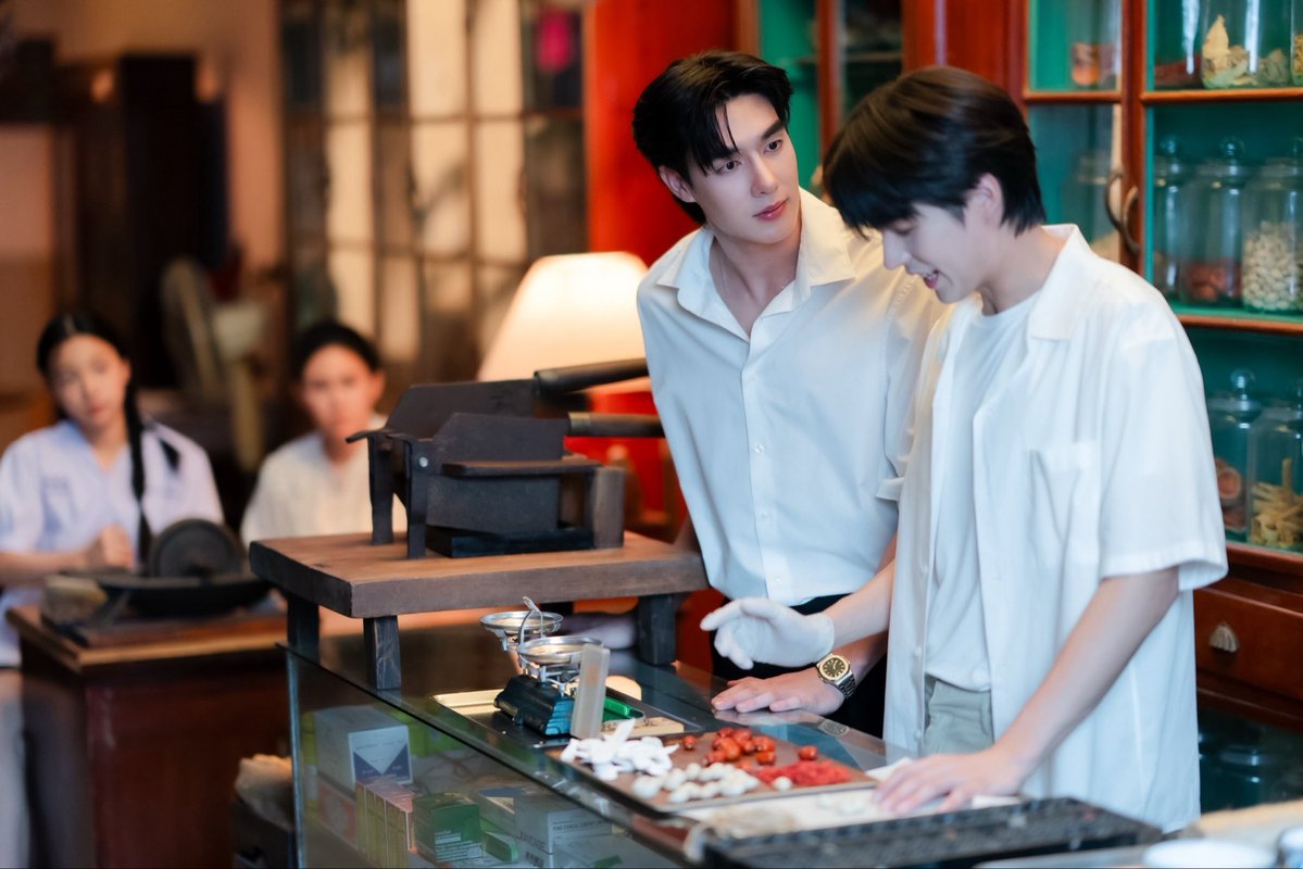 Tee_wongsajaem's tweet photo. เอาเบื้องหลัง EP 2 มาฝากครับบ 😈

DBTE RULES EP2
#อย่าขอพี่เจนEP2 https://t.co/Bqe0tZKn4g