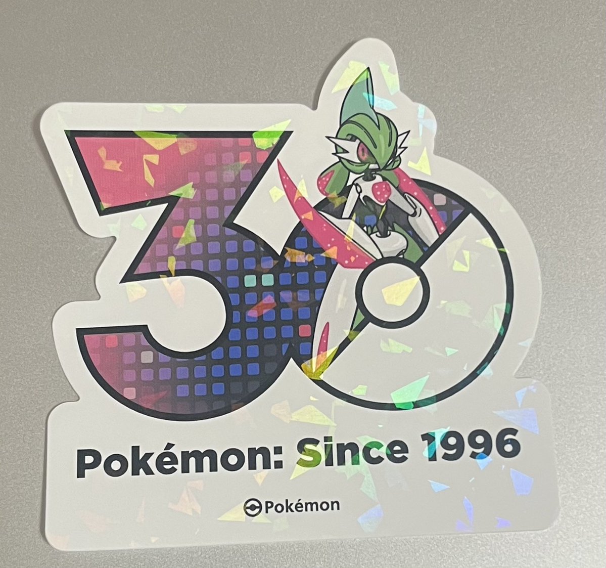 hidapoke's tweet photo. 30周年ステッカー買えた〜 https://t.co/BgAvgzXg0E