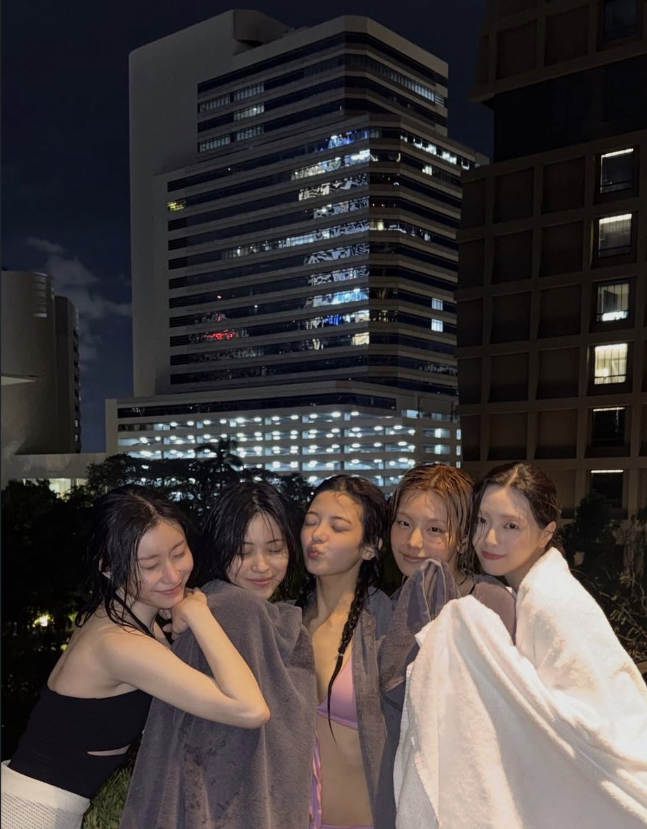 ryepriv13's tweet photo. 嘩🥵 https://t.co/jvKQQTc7Ep