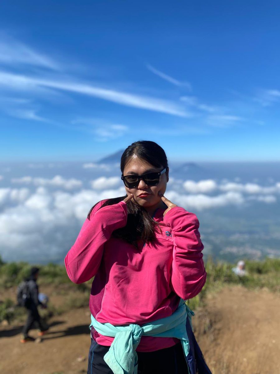 hany_pin's tweet photo. COMEBACK!!!
#gunungungaran hari ini indah sekali. Trimakasih Tuhan Yesus ✨ https://t.co/rEhA9pnUil