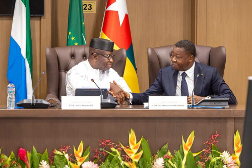 TogoOfficiel's tweet photo. Crise au Moyen-Orient : à Lomé, l’Afrique se concerte sur une réponse plus structurée https://t.co/5ZAE9KRDxt https://t.co/0ZuS1K3QiD