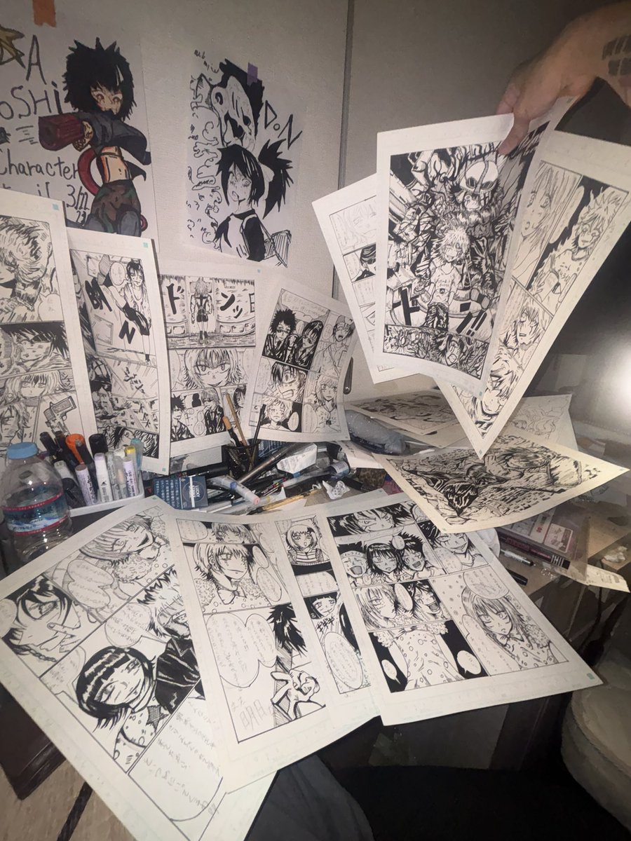 odayoshi22's tweet photo. 久々の展示気持ちいい
ペン入れもいい感じに進んでて7月までには漫画でます！！！

#漫画 #漫画家 https://t.co/LtNBqmTv4g