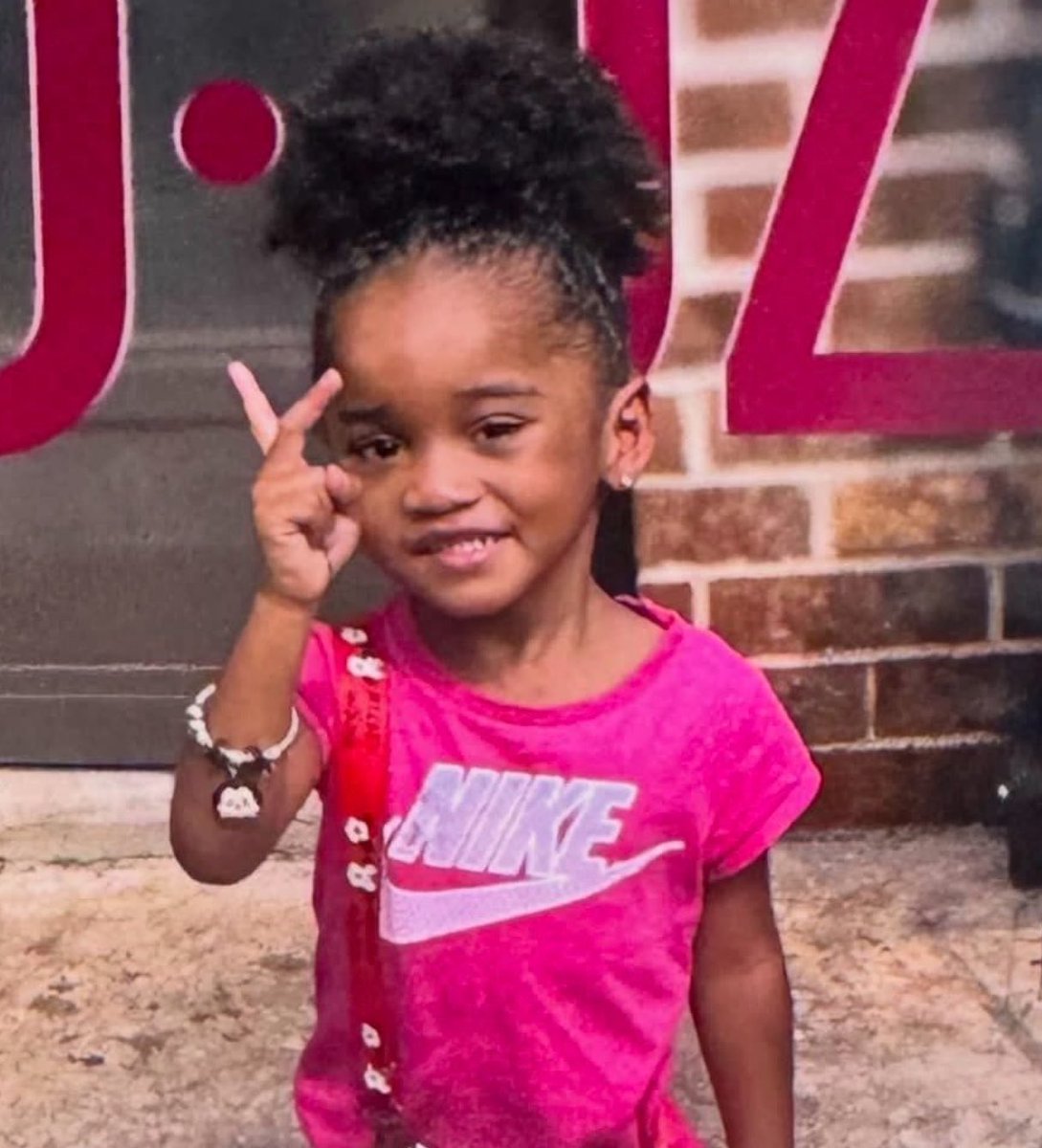 BBuffingtonNews's tweet photo. #BREAKING An 11:30 AM media briefing has been set for what I’m told is a “significant development” in the search for 4-year-old Javeayah Harris. https://t.co/vrkZ9AiYkE