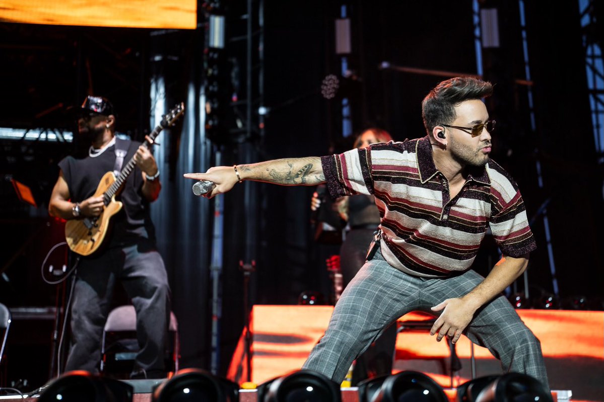 PrinceRoyce's tweet photo. Nos vemos esta noche Pamplona!!! 🧡 https://t.co/fea9oxhRhf
