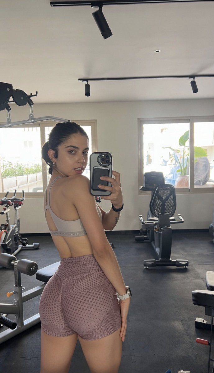 morimarss's tweet photo. Llegar temprano al gym 💪 en sábado #FelizSábado https://t.co/4pgjoWhUf8