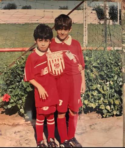 Ayoubfpl2's tweet photo. @Amerzaben1 اتولد في كندا فقط و لكن طفولته كلها عاشها بالمغرب و هو ابن مدرسة نادي الوداد الرياضي https://t.co/efraGWCj2e