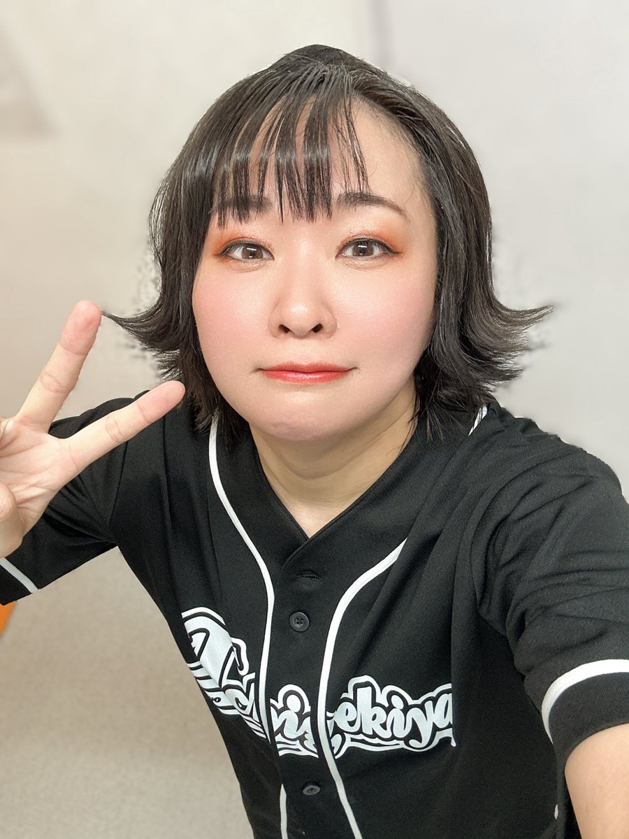 bubububun's tweet photo. #嗣ノ導
とあるシーン終わりでべちょべちょの、青鈍でもなんでもないただの私です。

明日12:00／17:00で、本作をご覧いただく方法は潰えてしまいます。真ん中で作品を牽引し続けてくださる玉城さんを心から観てほしいです。竹村さんのホンを素敵に演じてくださっていることが、本当に幸せなので…。 https://t.co/Jh1cJbKbOd