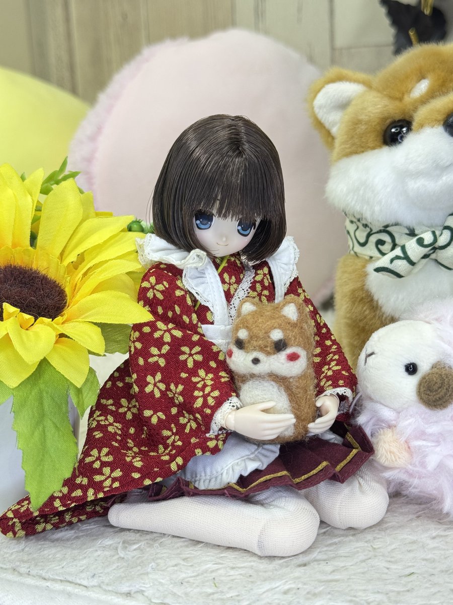 bearbeartyan's tweet photo. (๑و•̀ω•́)و｛今夜のお題は、きいろ。
夏ですよ。
#アゾカツ
#えっくすきゅーと
#深夜のドール撮影素敵文1440分1本勝負 https://t.co/iwU4EahHse