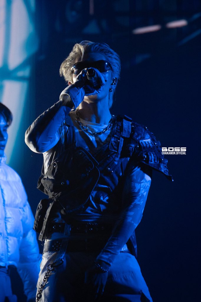 BossC_Official's tweet photo. ให้เลยละความเท่นี้ 10 10 10
เท่านั้น !!!

STORM CHASER CONCERT
#BOSSCKMStormChaserDay
#BOSSCKM #FreezeDrop https://t.co/IZRbEpFSMN