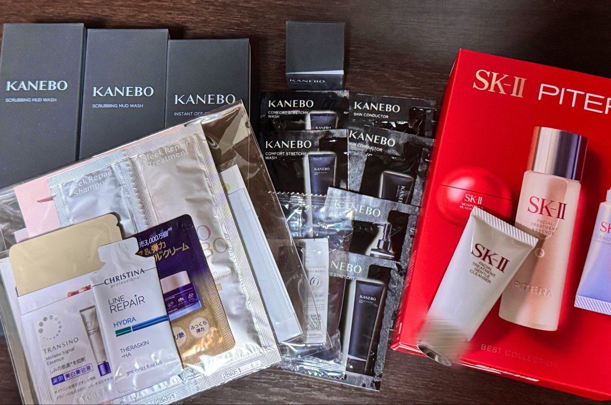 _kmdrr's tweet photo. ビューティデーの購入品をやっと整理しております、、、7月、、、、
サンプルセットはオイデルミン入ってるのにしてました🥰 https://t.co/OhqZ3gDtxu