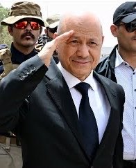 tmrrah9's tweet photo. مستشار رئيس اليمن: 

تمتلك حكومة اليمن بدعم من التحالف العربي بقيادة السعودية 🇸🇦 العديد من الأوراق وليس فقط أوراق عسكرية وهي:

1- أوراق سياسية 
2- أوراق دبلوماسية
3- أوراق قانونية 

التي تمكنها من لجم مليشيات الحوثي وتقييد تحركاتها ومواجهة الجهات الداعمة لها و حفظ سيادة الجمهورية اليمنية.