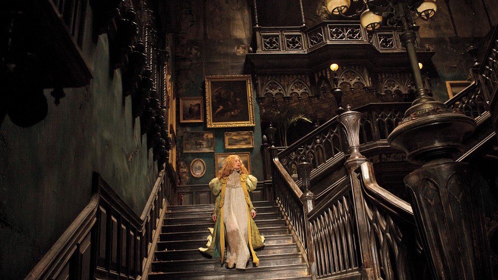 revecinemas's tweet photo. the beauty of crimson peak (2015) dir. guillermo del toro https://t.co/MdYTpY1aDU