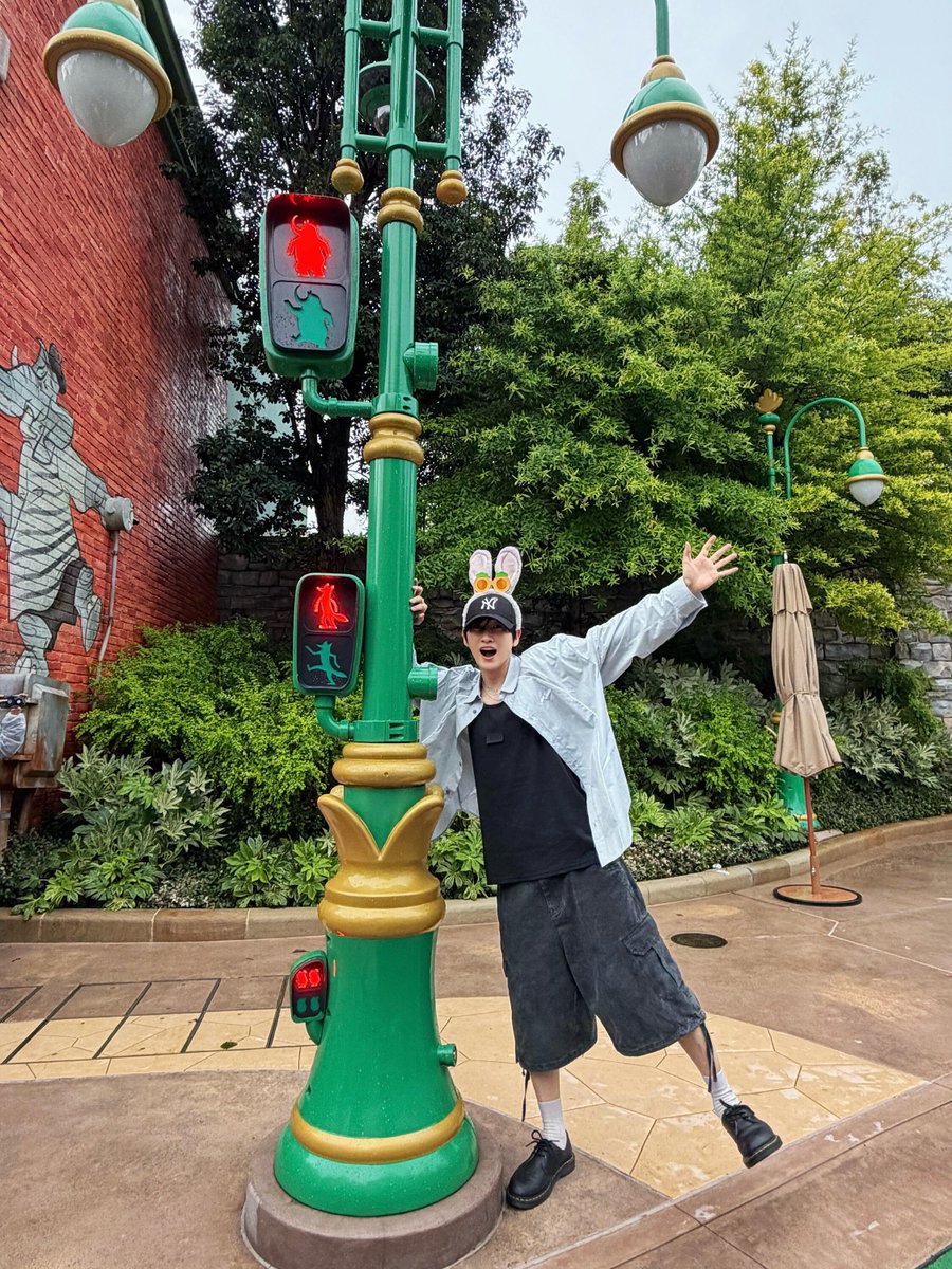 SilverHyuk8644's tweet photo. 2️⃣

#은혁 #EUNHYUK
#슈퍼주니어 #SUPERJUNIOR https://t.co/psTjPmXkCA