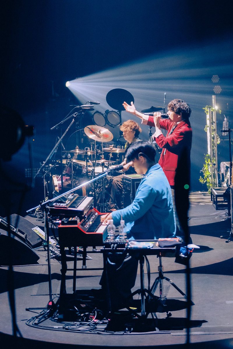 sumika_inc's tweet photo. #sumika Live Tour 2026『Unique』  

2026.07.04 福岡サンパレス

ホール公演のラストは、愛する福岡にて！
高まった熱量がピークに達したままラストまで駆け抜けました◎
本当にありがとうございました！
また来月戻ります！ https://t.co/vznc1Z1xiG