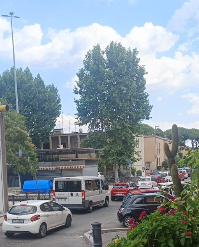 signorinascic's tweet photo. ce fossero le centraline antismog sarebbero già esplose #LMML https://t.co/64yLItN2t9