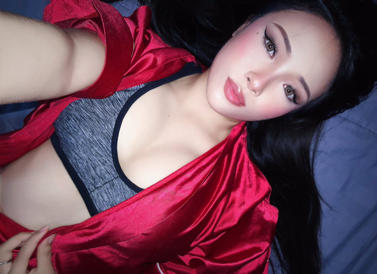 248Friend's tweet photo. red is the best https://t.co/9oZA9cRLs9