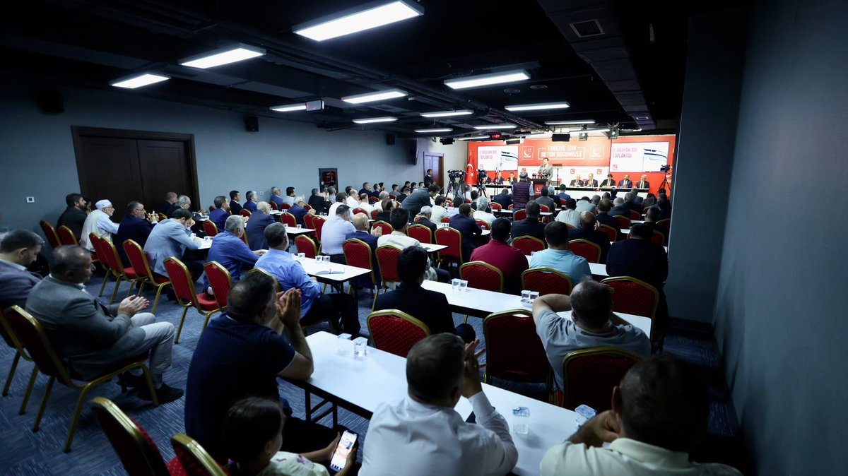 SaadetPartisi's tweet photo. İl Başkanları ve İl Müfettişleri Toplantımız, Genel Başkanımız Mahmut Arıkan’ın başkanlığında gerçekleştirildi. https://t.co/hq5pvw7DeY