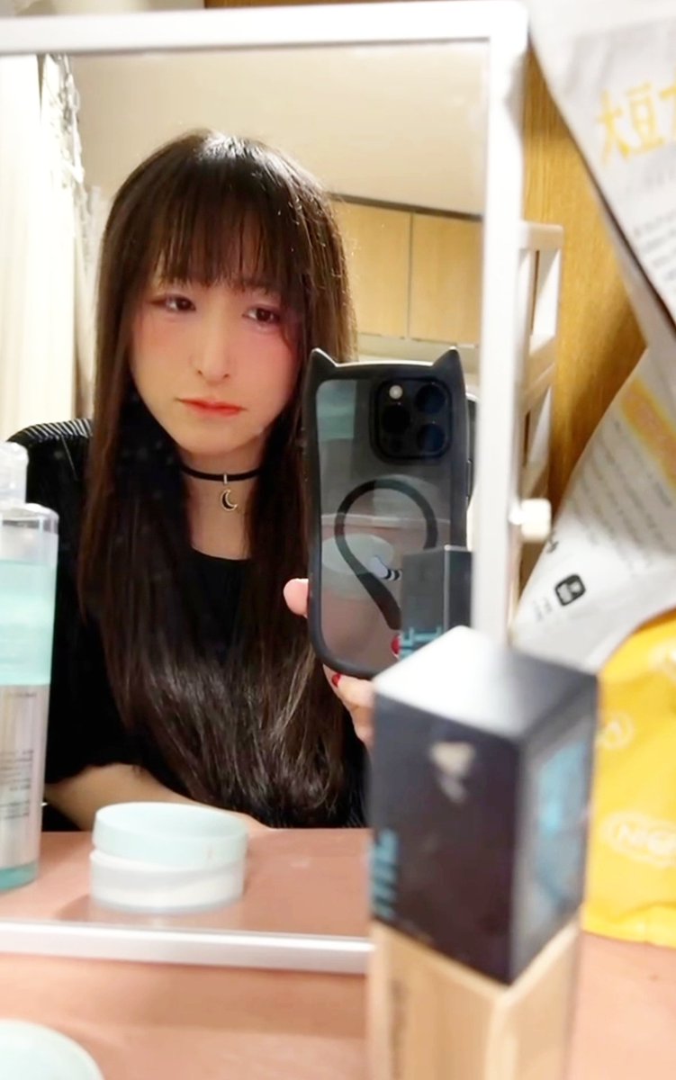v2alta's tweet photo. 前髪、ぱっつんにしたよ♥
染めてないのに、この色だよ
似合う？

#男の娘 #おとこの娘 #女装 https://t.co/3oOVobPvRN