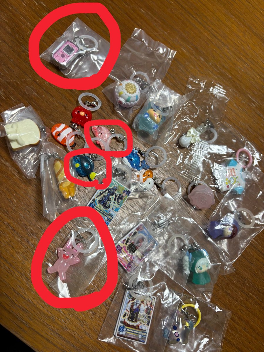 ranliasa's tweet photo. @zos_st お声かけありがとうございます🙇‍♀️
〇の着いたものを求めております🙇‍♀️
リンクルン最優先で求めておりますので、含めたお取引可能ですと嬉しいです😭 https://t.co/5IehhuniQF