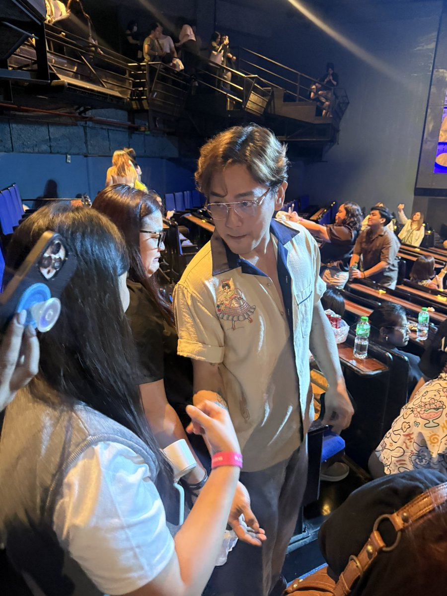 _ahdee's tweet photo. nahiya na naman po ako magpapicture. Hanggang lapit lang 🫣🥹 @PreciousPaulaN  Ang pogi nyo po! 🥰 https://t.co/DMJDYSRS6r