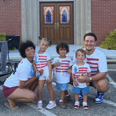 DrewSeeburger's tweet photo. #NewProfilePic https://t.co/5GSCXtsCGh
