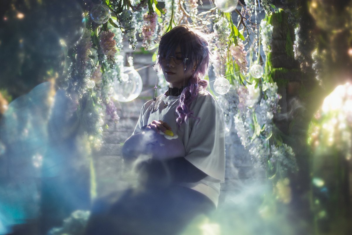 uftoru0926's tweet photo. 🌌𝓉𝒽𝑒 𝓋𝑒𝒾𝓁 𝒾𝓈 𝓉𝒽𝒾𝓃, 𝒶𝓃𝒹 𝓉𝒽𝑒 𝓃𝒾𝑔𝒽𝓉 𝒾𝓈 𝒻𝓊𝓁𝓁 𝑜𝒻 𝓂𝒶𝑔𝒾𝒸🔮

Uki Violeta｜透
Photo｜HarunoSumire @/mihako0913 
Studio｜滴棚Drop Pon-水下攝影棚 幻紫遺跡

#UkiVioleta #ukiform #cosplay https://t.co/3YeShtbHSn