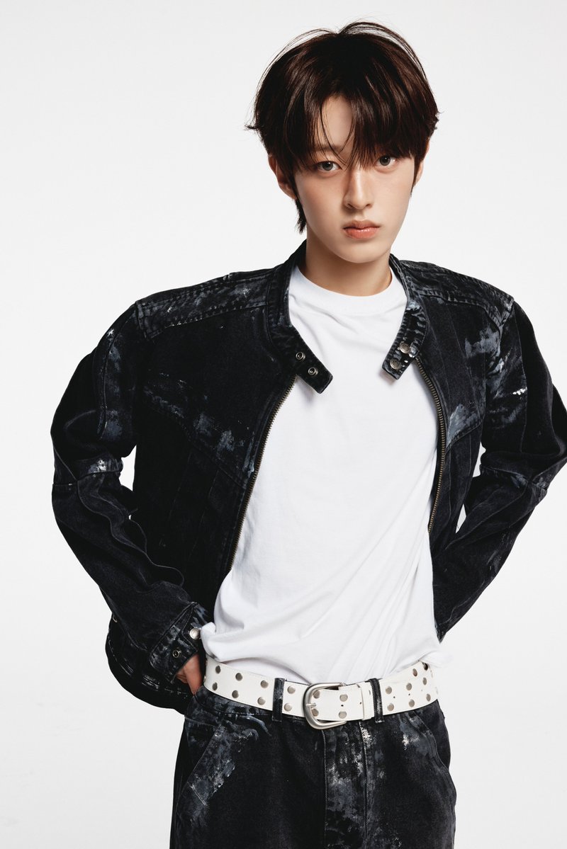 idntt_cosmo's tweet photo. idntt <itsnotover>
Concept Photo Chrome Heart ver. - Horizon

id20 choeunchan

2026.07.13 6PM KST

Pre-save
🔗 https://t.co/Cy4pu8HDxy

#idntt #아이덴티티
#unevermet #yesweare #itsnotover
#조은찬 #choeunchan https://t.co/2BklBjGcbz