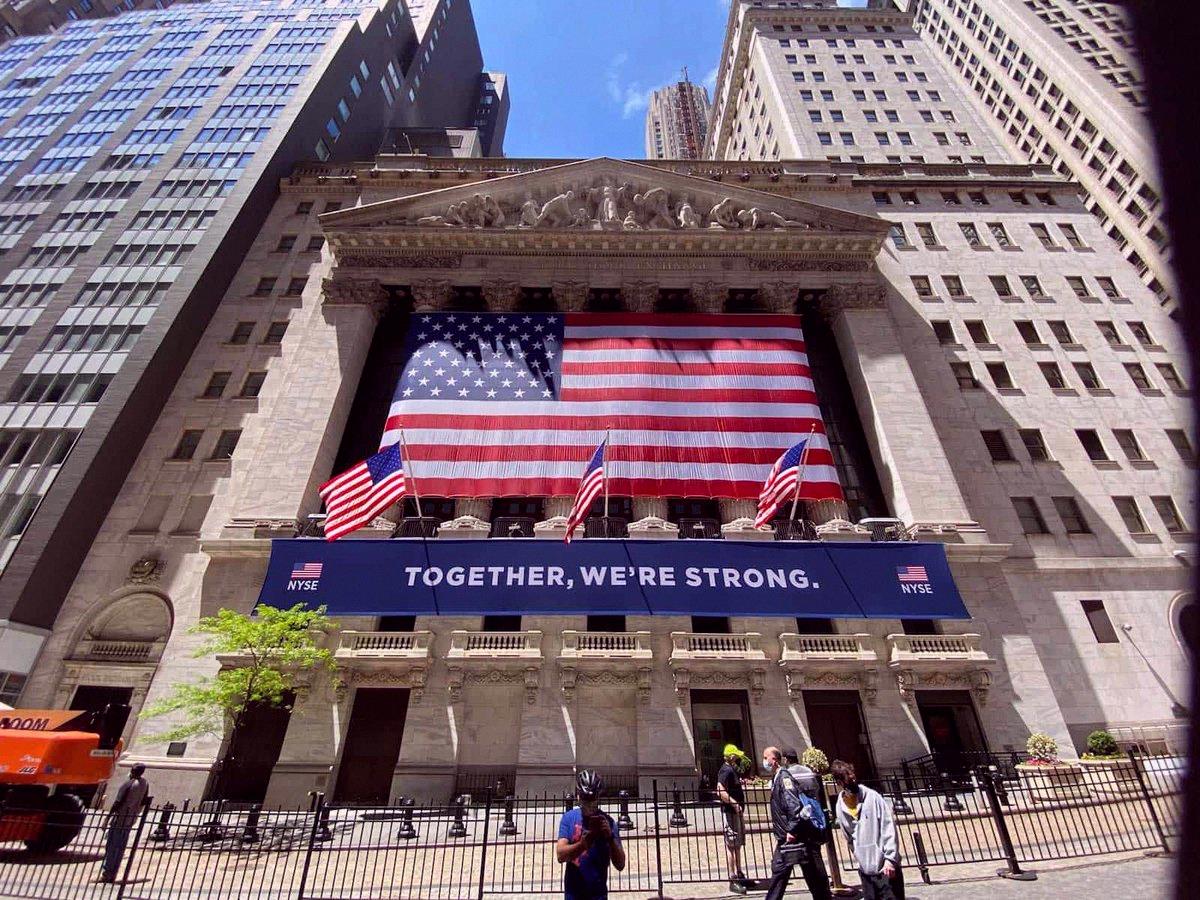 Yo08320112's tweet photo. アメリカのトップ50企業をまとめてみた🇺🇸

エヌビディア $NVDA $4.718T
アップル $AAPL $4.532T
グーグル $GOOG $4.346T
マイクロソフト $MSFT $2.900T
アマゾン $AMZN $2.610T

スペースX $SPCX $2.134T
ブロードコム $AVGO $1.714T
メタ $META $1.479T
テスラ $TSLA $1.477T
マイクロ https://t.co/KUTDzKLsWP