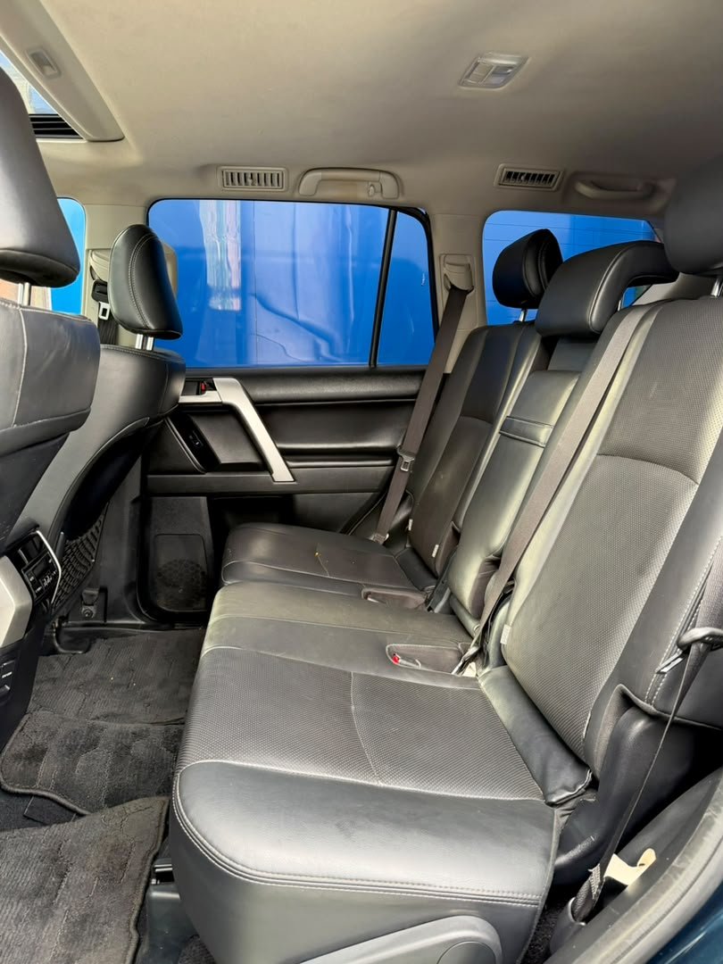 dandgautosabj's tweet photo. Direct Belgium 2023 prado V6 full option
Brand:Toyota
Price:#79M💰 2 units
Custom Duty:✅
Nationwide Delivery:✔
Whatsapp/call:08075158161
#abuja #viral #trending #exploremore #lagos #naijacommunity #abujatwittercommunity #foryou https://t.co/WeztC2taTQ