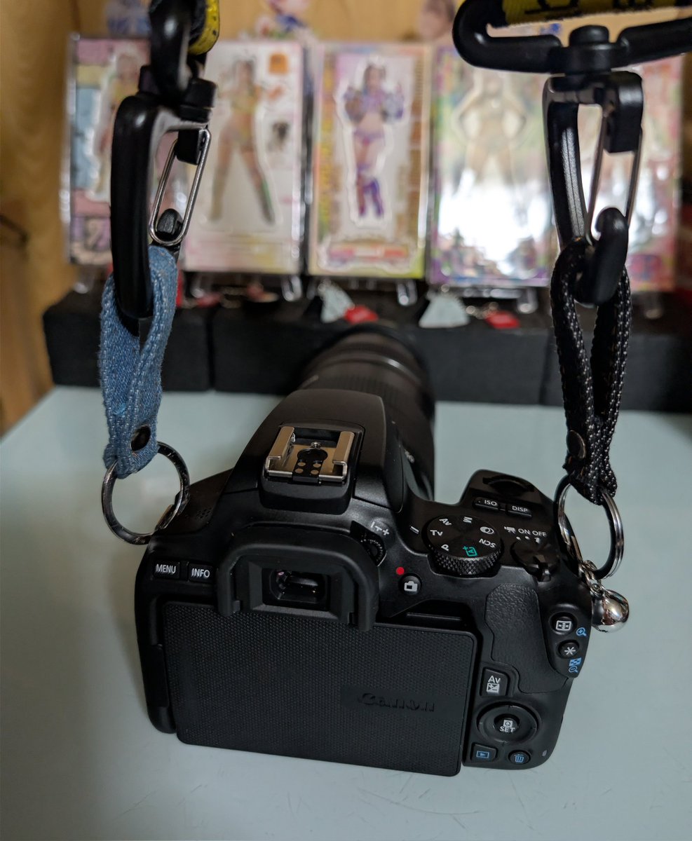 powerricecamp's tweet photo. 100均クオリティーですが
無理くりカメラに取付っ🦖🔥🤔
これで明日のカルッツは大丈夫か🤔
#ウナギ・サヤカ
#FR2
#ひつま武士 https://t.co/MiSX0g4iEM