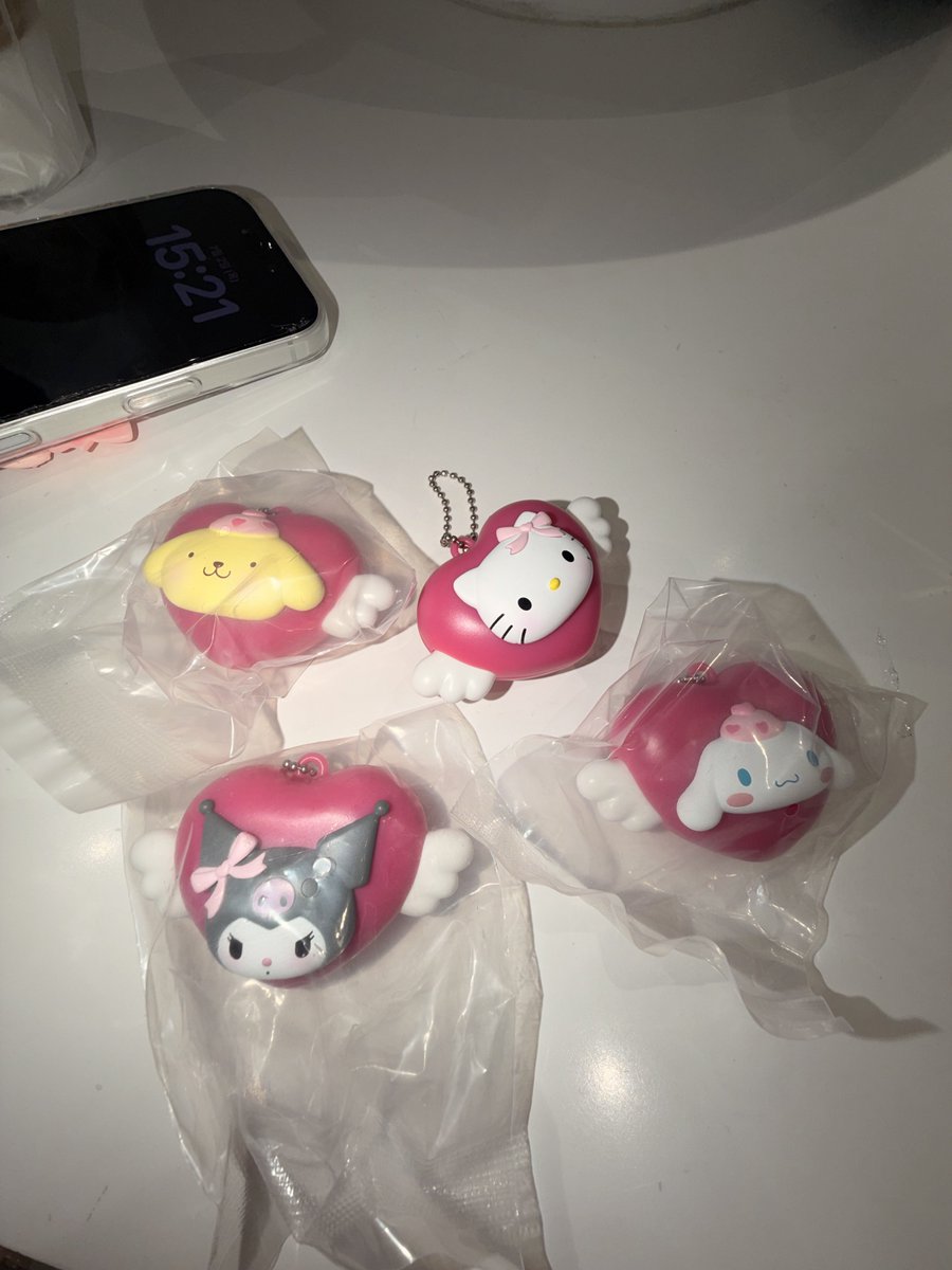 pinkriboni's tweet photo. 슈랑해ㅋᩚㅋᩚ👭🏻💞 https://t.co/4mOOXCwUJ3