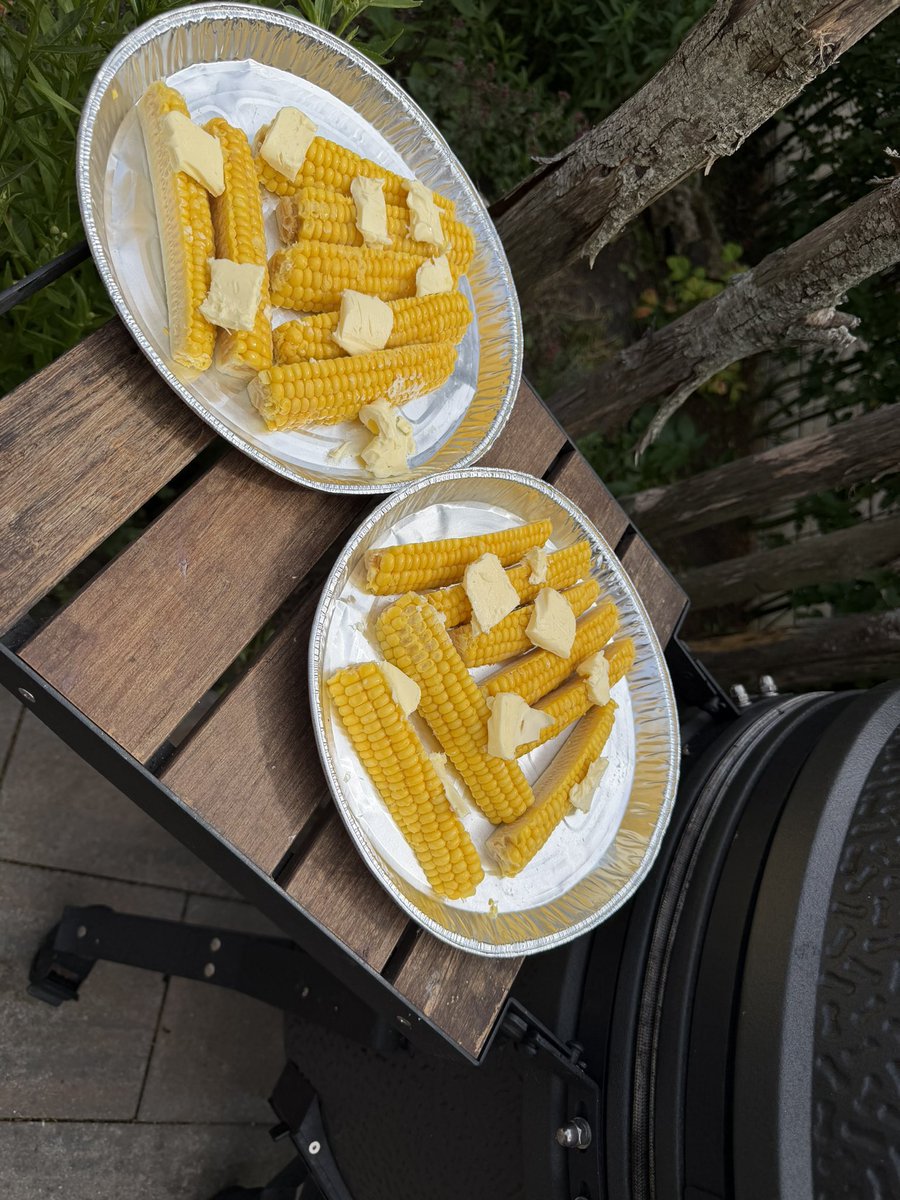 EddeHeus's tweet photo. #WhatIsOnTheBBQ Spareribs 3 smaken https://t.co/c0KMIeUKO9