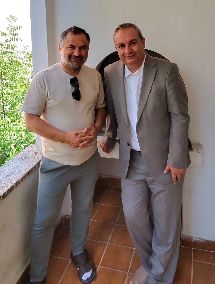 vedatikizoglu's tweet photo. Ülkemize birçok hafız kazandıran değerli Murat hocam ile Yeni Dünya Vakfı’nın açılışındaydık https://t.co/X2StGmJYzS