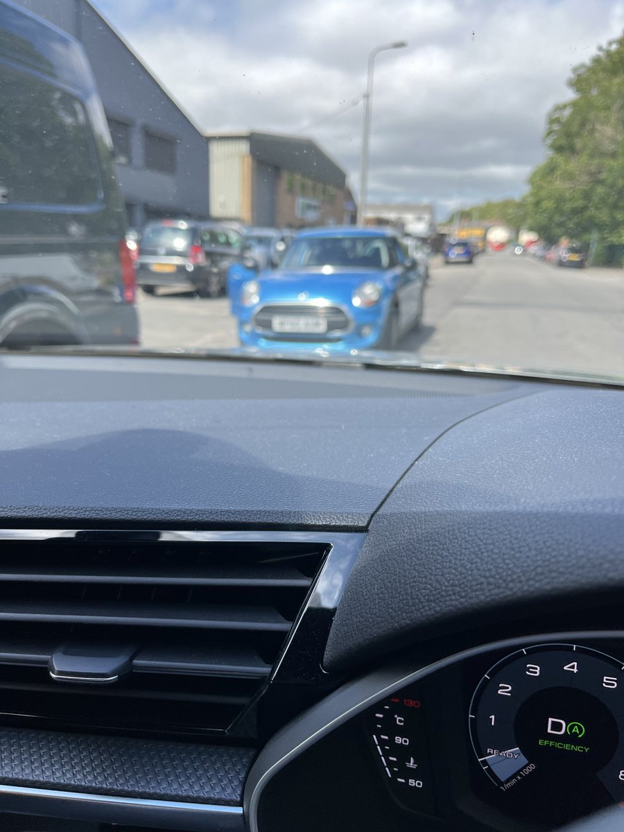 TanJanDav's tweet photo. @Help_C2C Good afternoon, a business on Hatfield Rd consistently blocks exit from housing estate. Here are some examples, this will cause an accident as vision is totally blocked. They also park feet away from pavement significantly hindering traffic. Can’t something be done? https://t.co/UDkNeW6bfM