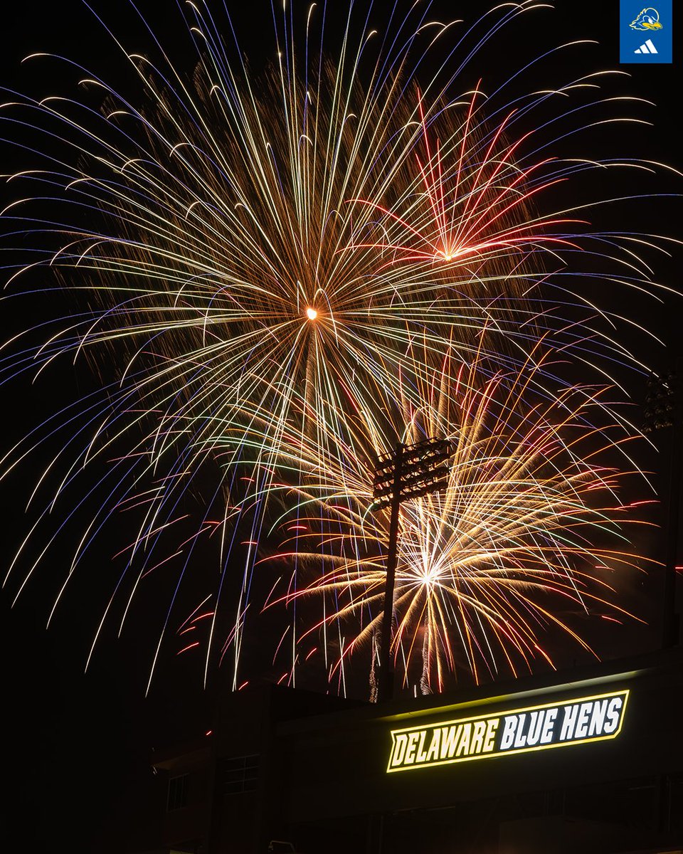 UDBlueHens's tweet photo. Happy Fourth of July! 🎆 https://t.co/K4o4WJOf1n