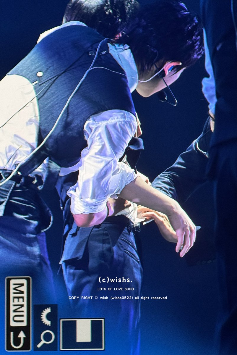 wishs0522's tweet photo. 260704
EXO PLANET #6 - EXhOrizon in MANILA

2019년 타이베이 콘서트가 생각나네…또 그렇고….🫣🫡

#수호 #SUHO #준면 #김준면 #金俊勉 #スホ #EXO
#EXhOrizoninManila
#EXhOrizon_in_Manila 
@weareoneEXO https://t.co/pYMksTzRzu