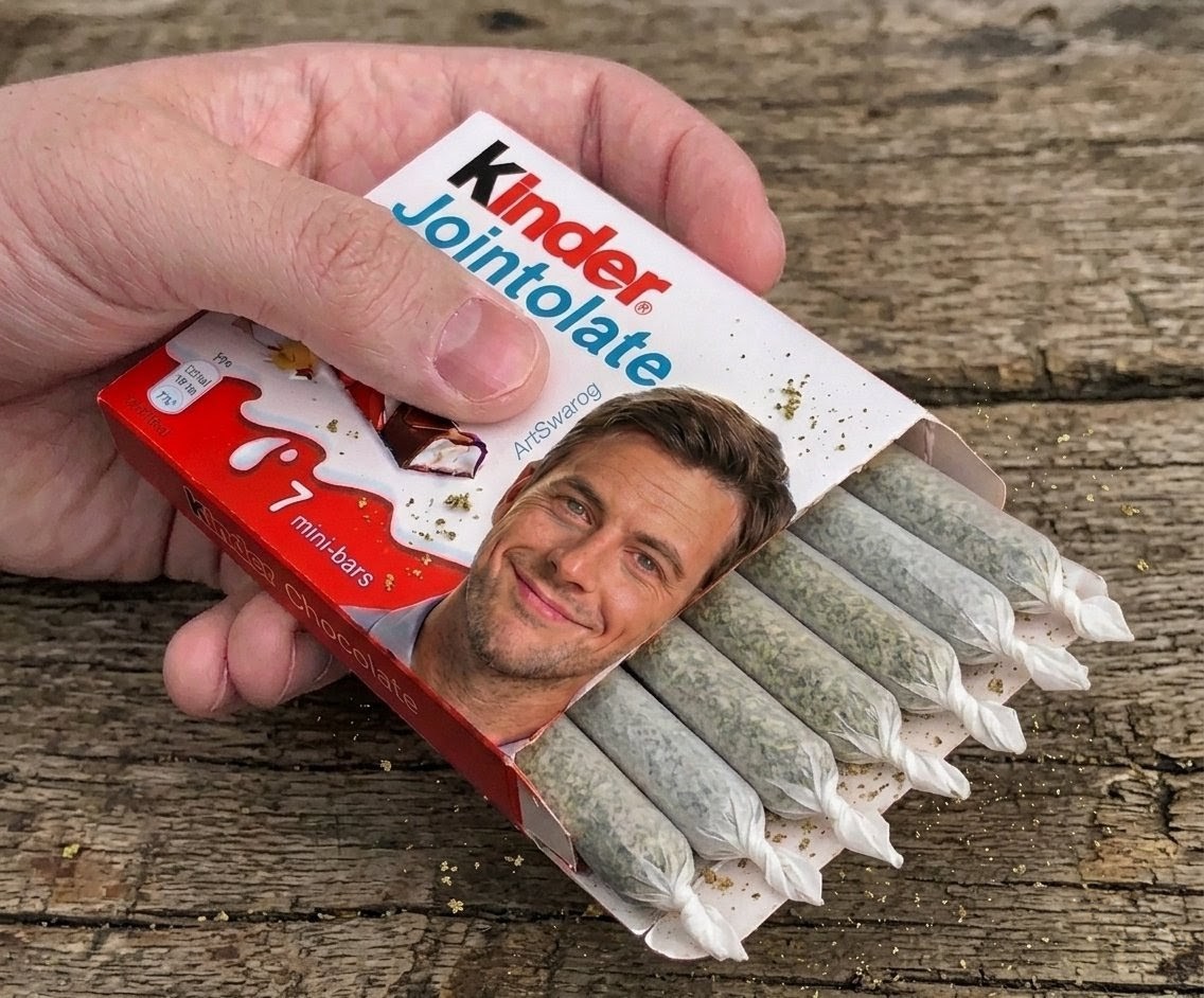 ArtSwarog's tweet photo. Limited edition: Kinder Jointolate 😅💨 https://t.co/UJxoIy0H1a