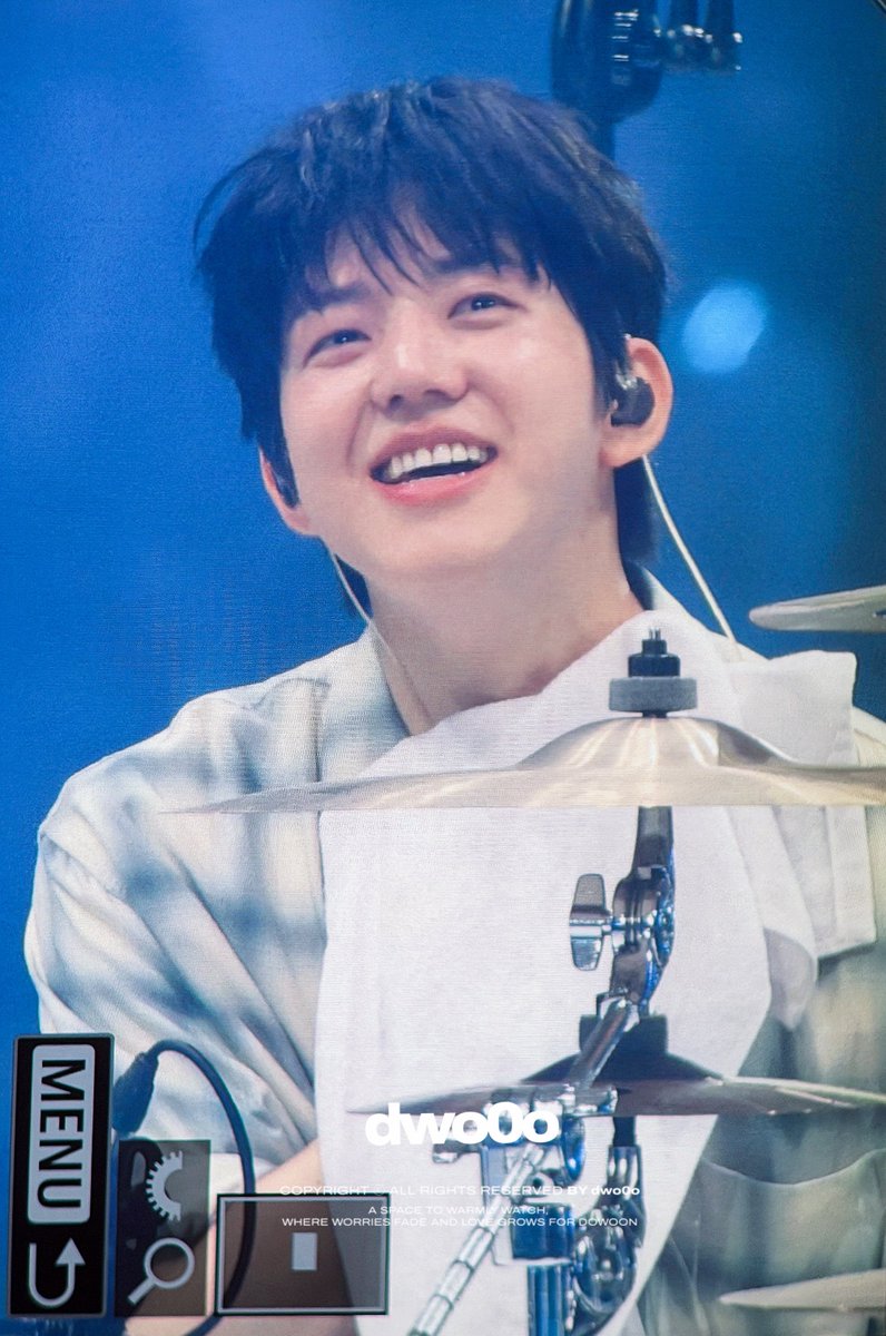 dwo0o's tweet photo. 260704 The Decade FINALE in Seoul

#도운 #DOWOON #데이식스 #DAY6 https://t.co/dvAJLqvId3