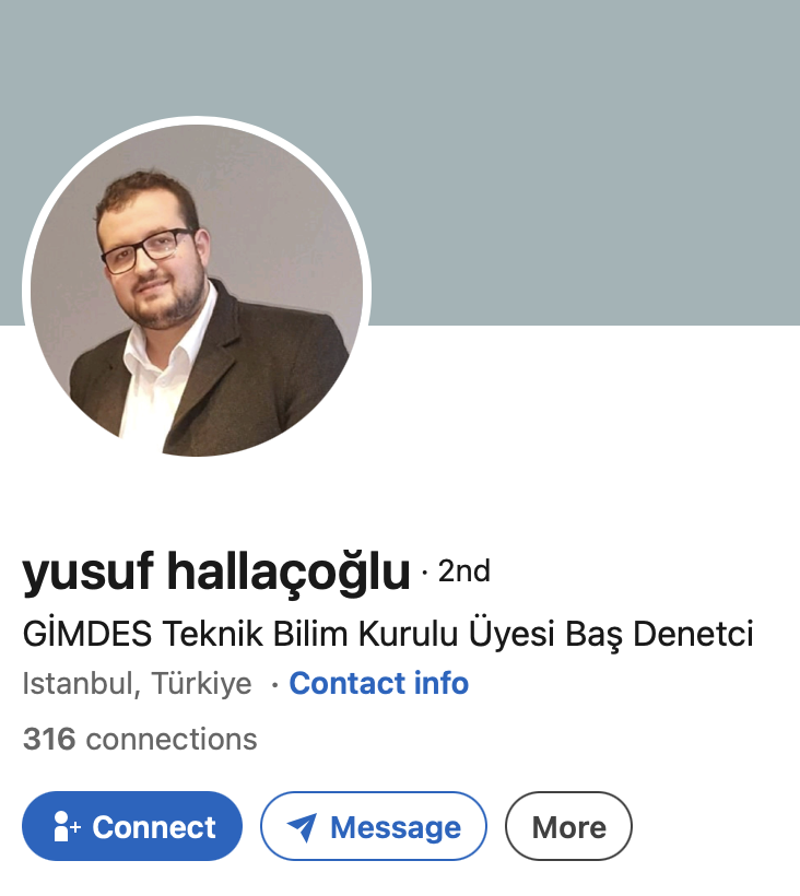 Musaozsoy's tweet photo. Bak, açık söylüyorum bu tavırda olan birinin bırak verdiği helal sertifikayı, tek sözüne bile inanmam.
Siz sınırı aşmış, azgınlaşmışsınız.
Sen elbette rahmetli annemden ve Türk milletinden özür dileyeceksin. Utanmaz, edepsizler.
@GIMDES https://t.co/m0Ir0q4VJ4
