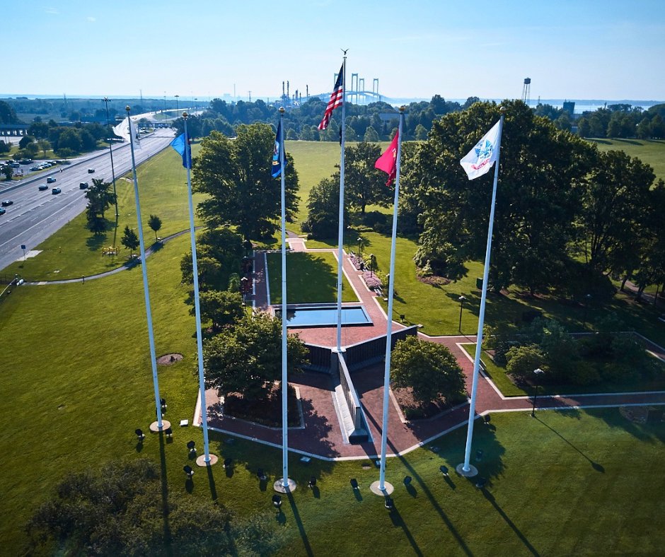 demembridge's tweet photo. Happy 4th of July from the Delaware River &amp; Bay Authority! 🇺🇸 🎇 We wish you a safe and happy holiday! 

Happy 250th, America! 🎉❤️🤍💙 https://t.co/nckJRIWNMK