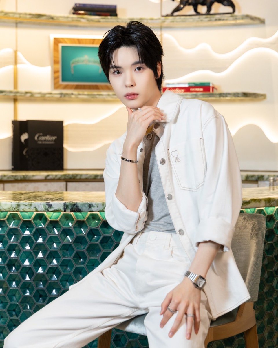 Siam_Paragon's tweet photo. ชมโททัลลุคของ TATA จาก SMTR25 กับการปรากฏตัวพร้อม Cartier เครื่องประดับชั้นสูงจากฝรั่งเศส ที่เต็มไปด้วยความงดงามของการออกแบบ รายละเอียดที่เต็มไปด้วยความประณีตสะท้อนผ่านไอคอนิกพีซอันเปี่ยมมนต์เสน่ห์เหนือกาลเวลา

โดย TATA ได้ร่วมถ่ายทอดสไตล์แฟชั่นแบบไร้กรอบจำกัด และสัมผัสประสบการณ์สุดพิเศษผ่านแฟชั่นลักชัวรีชั้นนำ ณ ศูนย์การค้าสยามพารากอน

TATA AT SIAM PARAGON
#SiamParagonLuxuryxTATA
#TATA #타타 #SMTR25 #Cartier