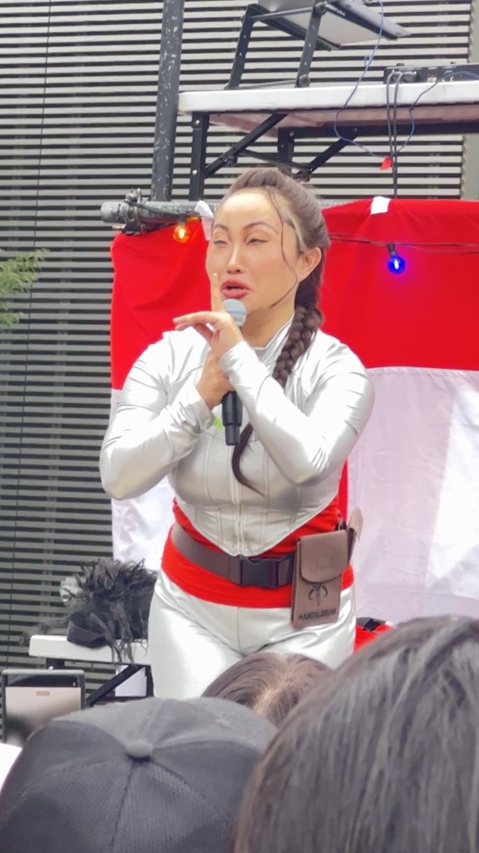 TTis183h's tweet photo. 生トゥームレイダー見れた https://t.co/mhr5PCIhxy